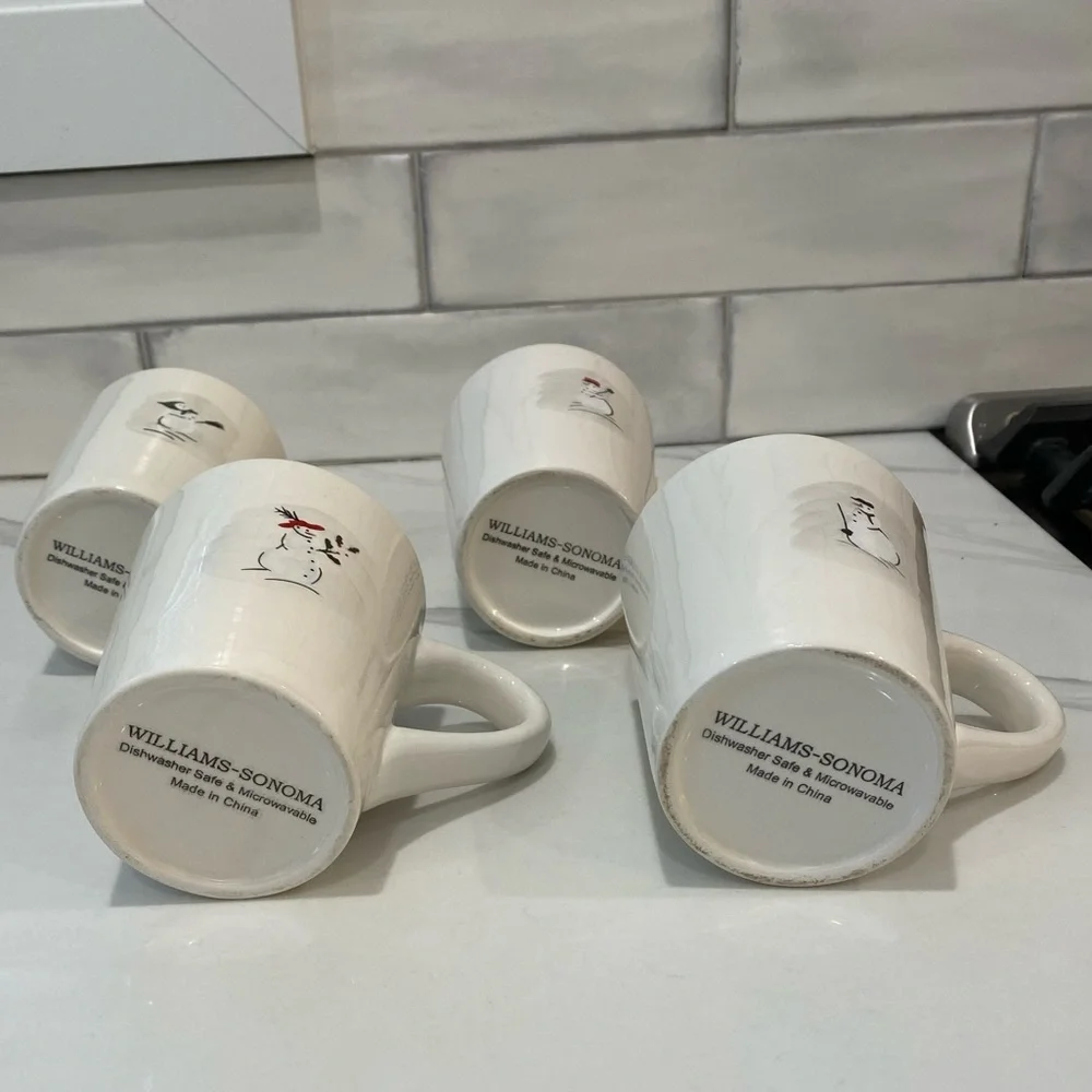 Williams Sonoma holiday mugs- set of 4